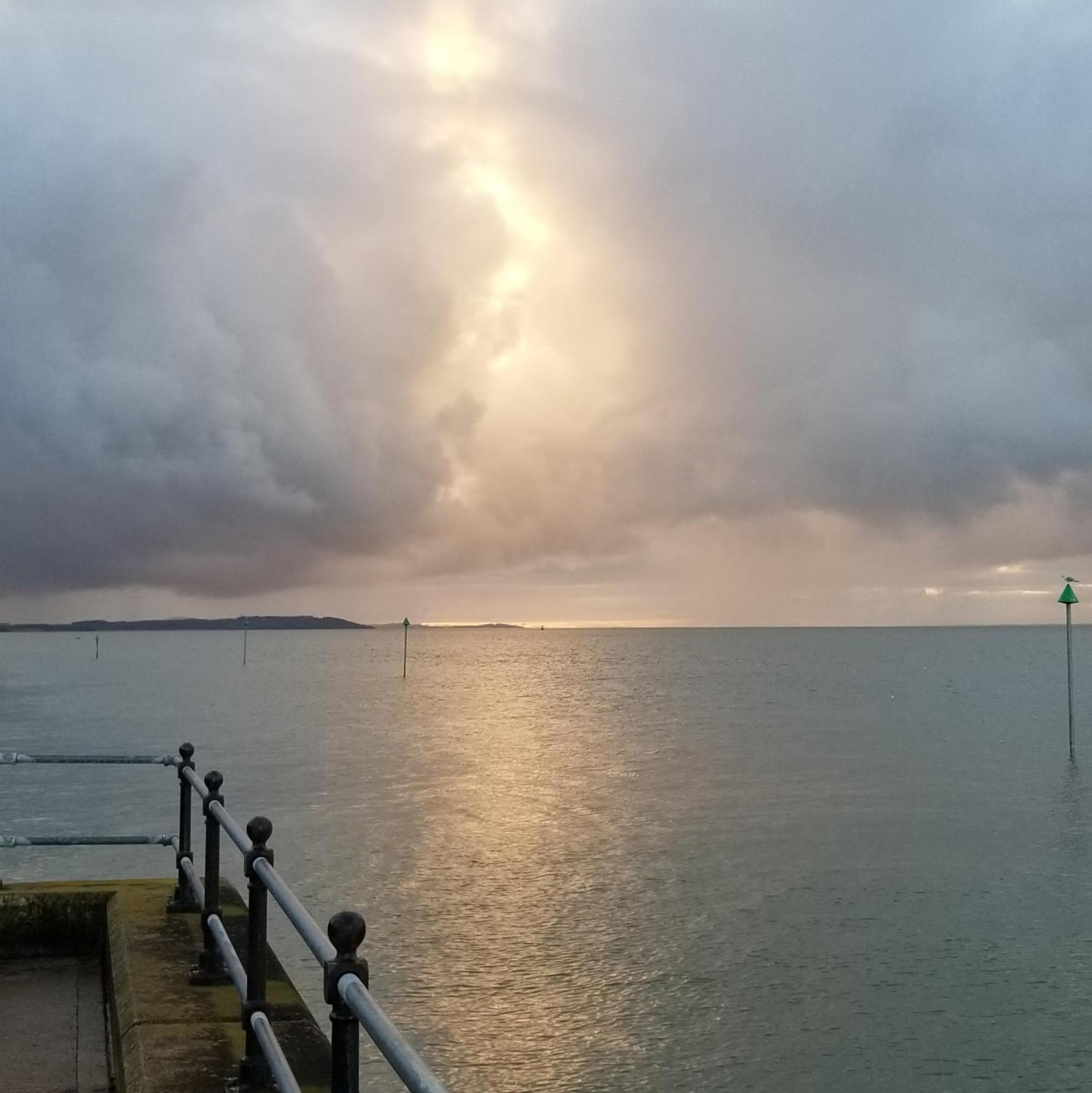 Pinnacle Suites Hotel Cowes  Exterior foto