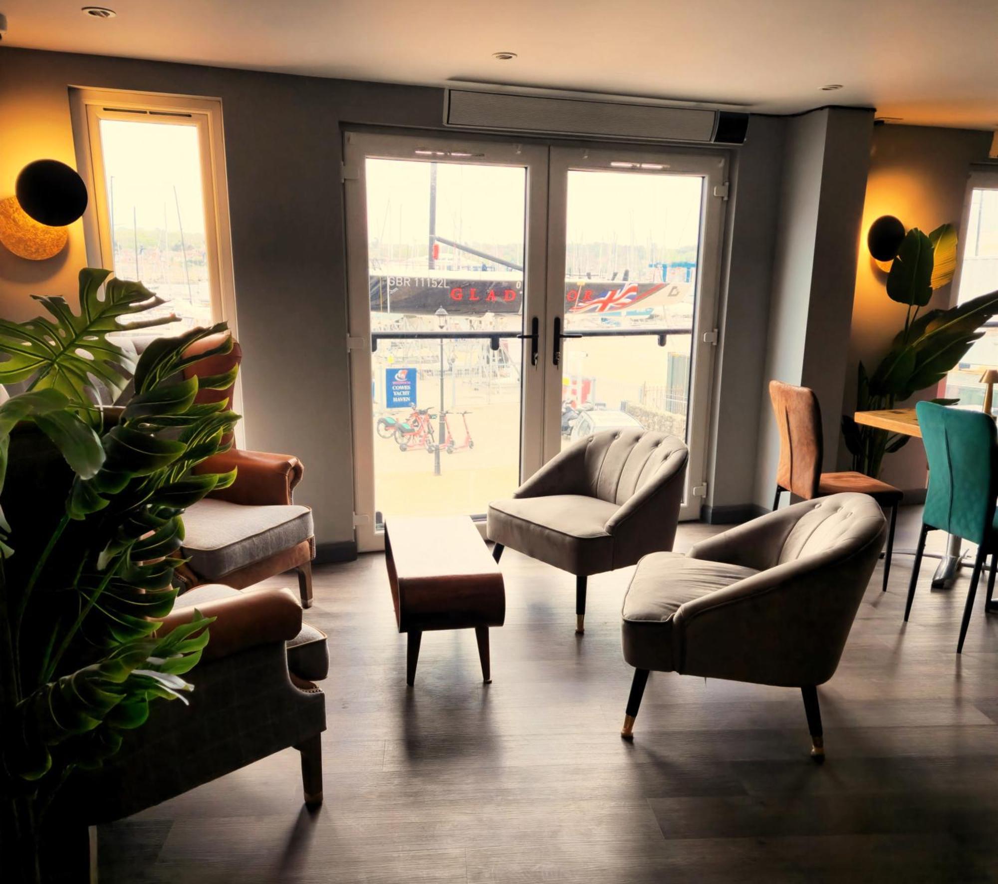 Pinnacle Suites Hotel Cowes  Exterior foto